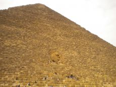 Pyramida