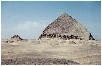 Egypt - Lomená pyramida - Dáhšúr - 2.obr