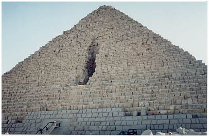 Egypt - Menkaureova pyramida - Gíza